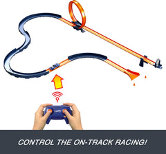 Hot Wheels R/C 1:64 Trackset with Remote Control Car, 30+ Pieces — view 3