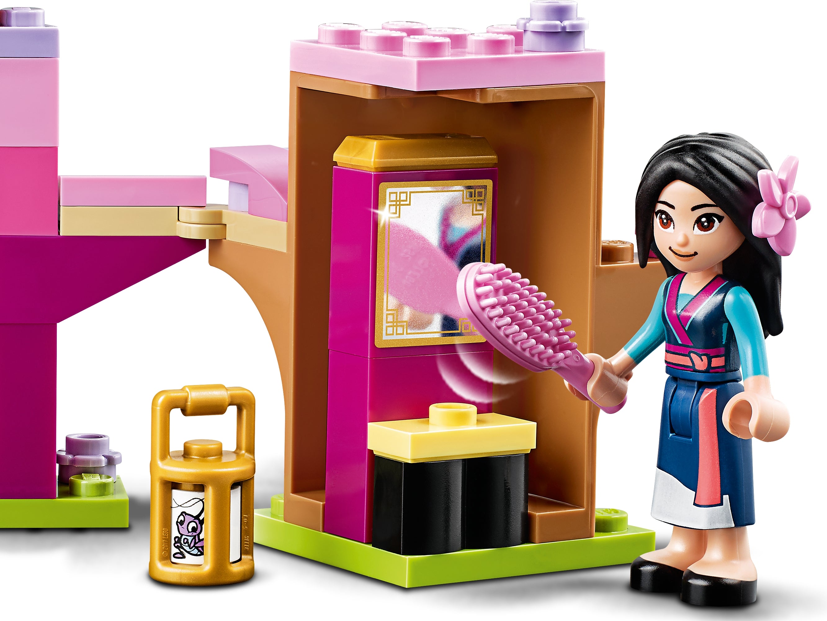 LEGO Disney Mulan's Training Grounds Playset (43182) – 157 Pieces — view 5