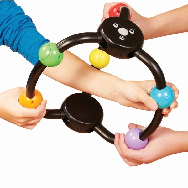 Hands Full Family Game 7931 - Colorland Toys