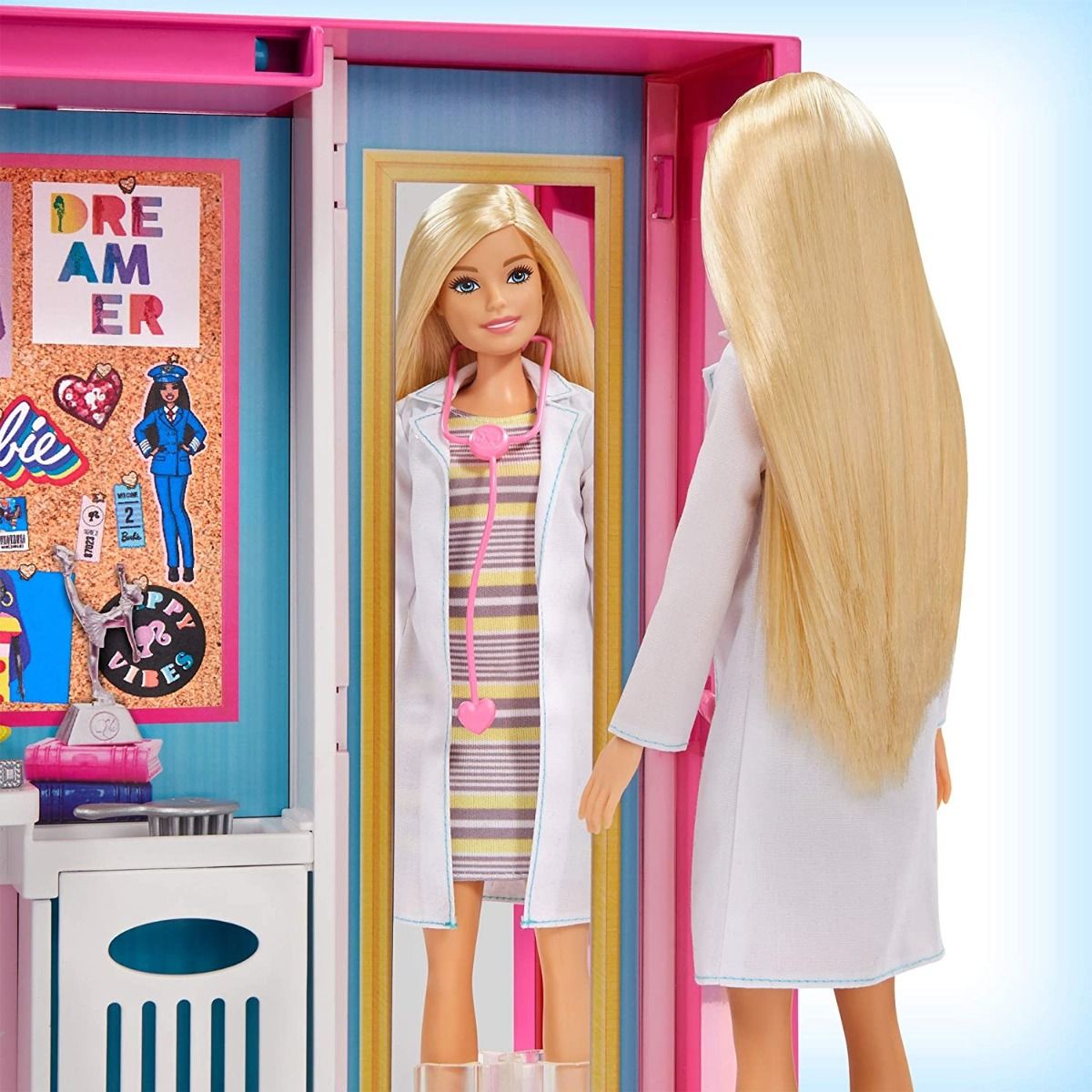 Barbie Fashionista Dream Closet 30 Plus Pieces GBK10 - Colorland Toys