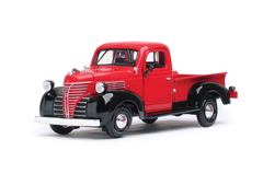 Motor Max 1941 Plymouth PickUp Red 1:24 Series 73278 - Colorland Toys