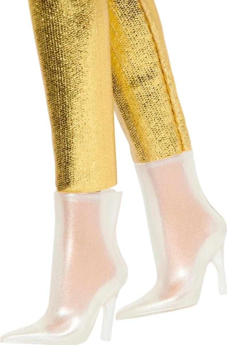 Barbie Fashionistas With Blonde Wavy Hair Doll HRH19 - Colorland Toys