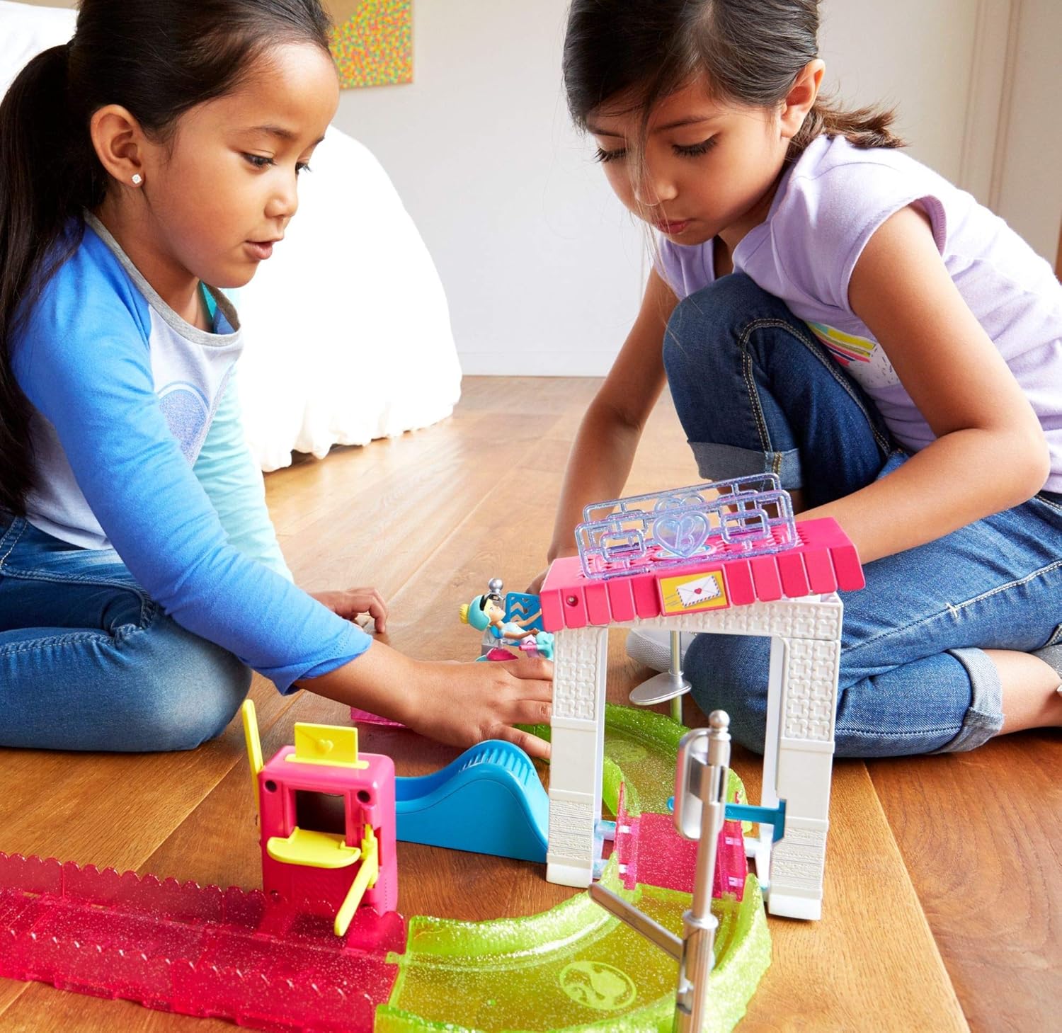 Barbie On The Go Post Office FHV85 - Colorland Toys