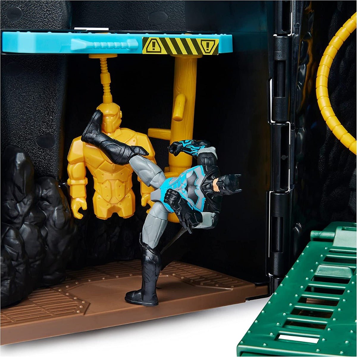 DC Batman Batcave Mega Playset 90cm 6060852 - Colorland Toys