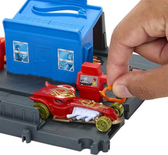Hot Wheels City Fuel Station Shift Track Set HKX45/HMD53 - Colorland Toys