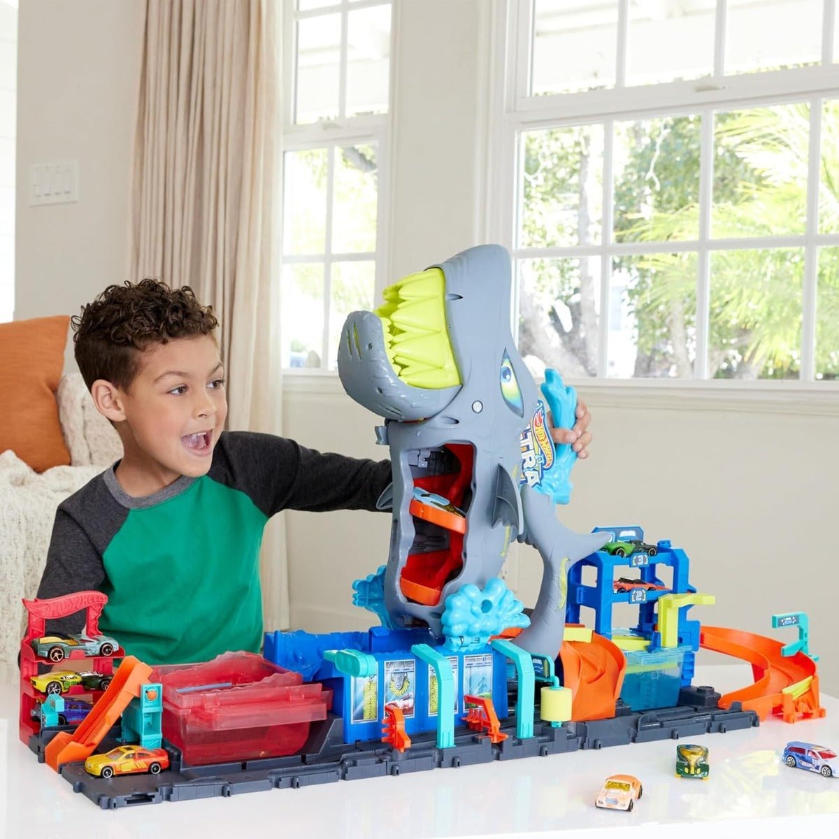 Hot Wheels Ultra Shark Car Wash Playset - Colorland Toys