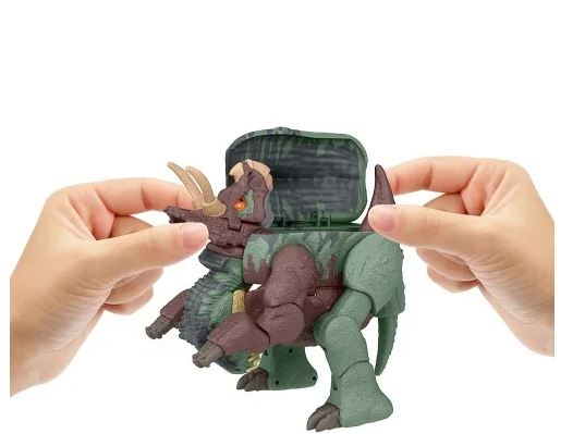 Jurassic World Fierce Changers Giganotosaurus & Nasutoceratops Action Figure HPD33 - Colorland Toys