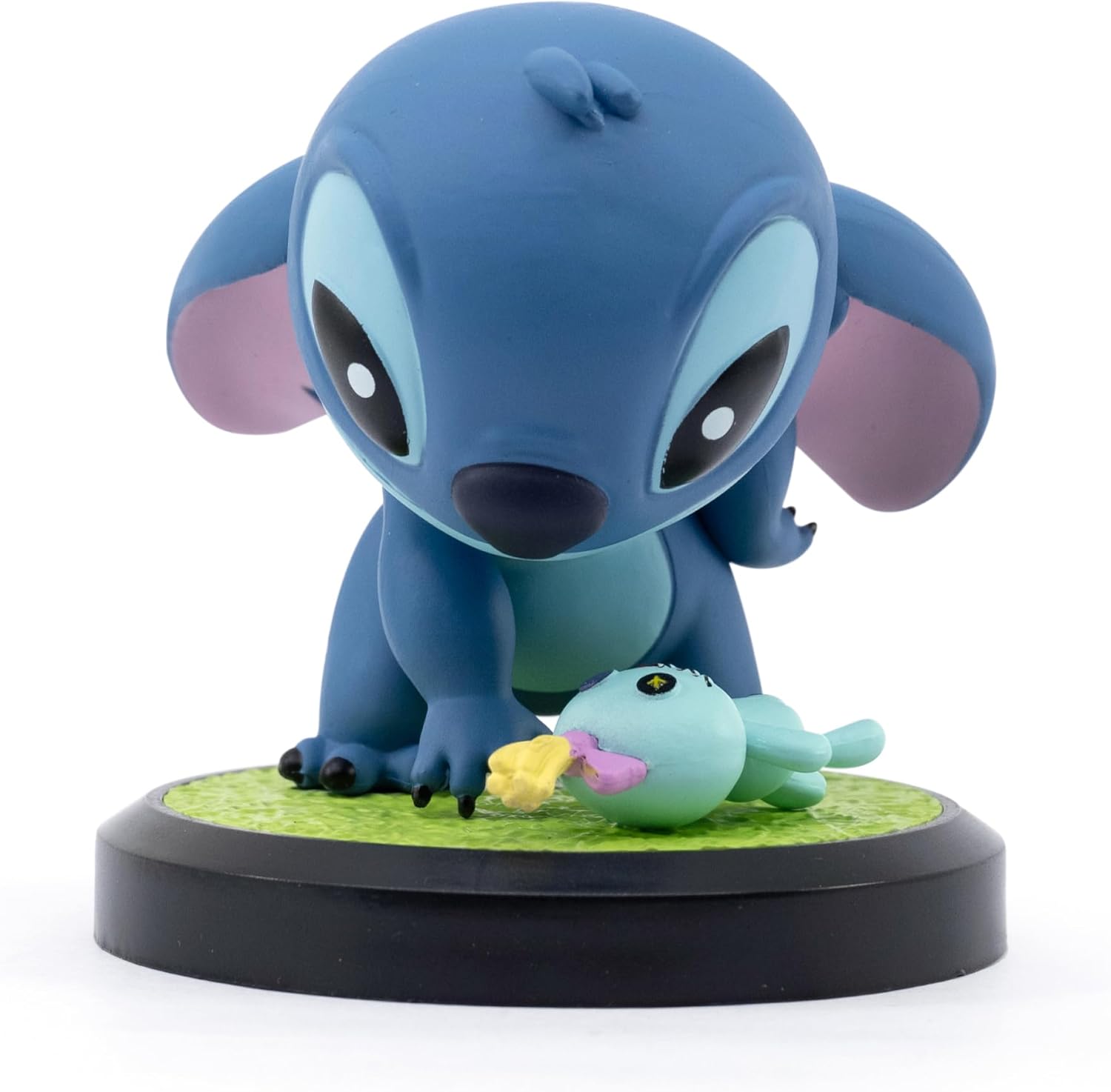 Lilo & Stitch Hero Box Art Gallery Series – Collectible Window Box Figure (Assorted) - Colorland Toys