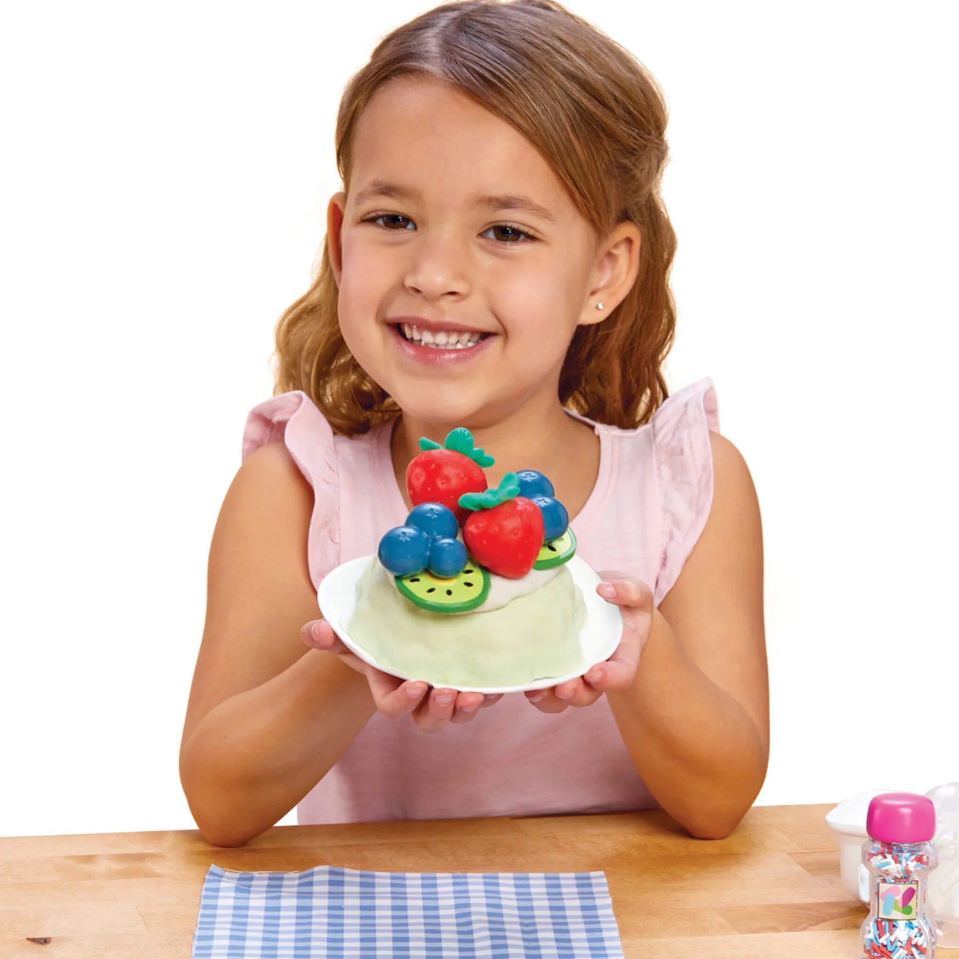Little Tikes Creative Chefs Bluey Pavlova Cake Kit LIT - 643460 - Colorland Toys