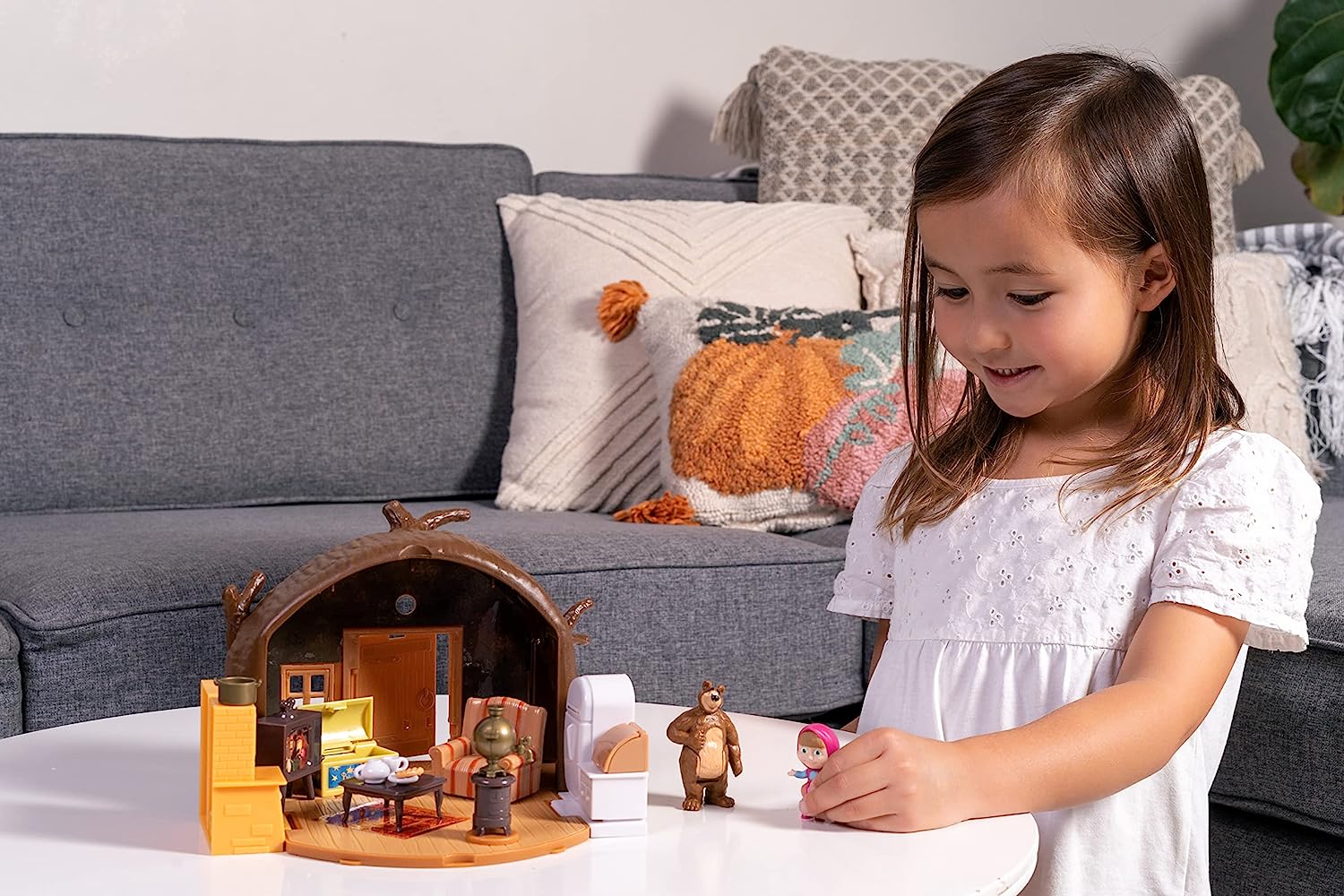 Masha and The Bear Bear House Playset 109301632 - Colorland Toys