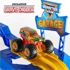 Monster Jam Monster Garage Storage and Playset 1:64 6060879 - Colorland Toys