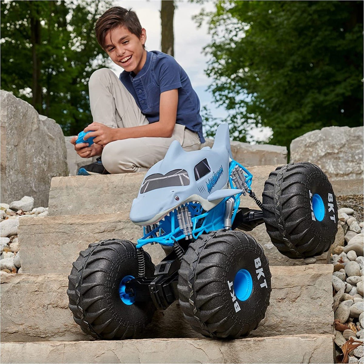 Monster Jam RC Official Mega Megalodon 6064929 - Colorland Toys