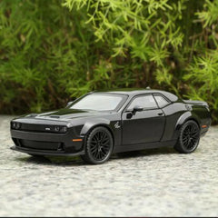 Pullback Dodge Challenger SRT Die - Cast 1:24 Scale Asstd. CZ200A - Colorland Toys