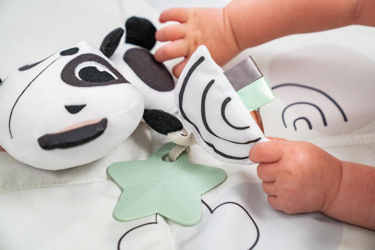 Tiny Love Smart Musical Black&White Decor 1118600 - Colorland Toys