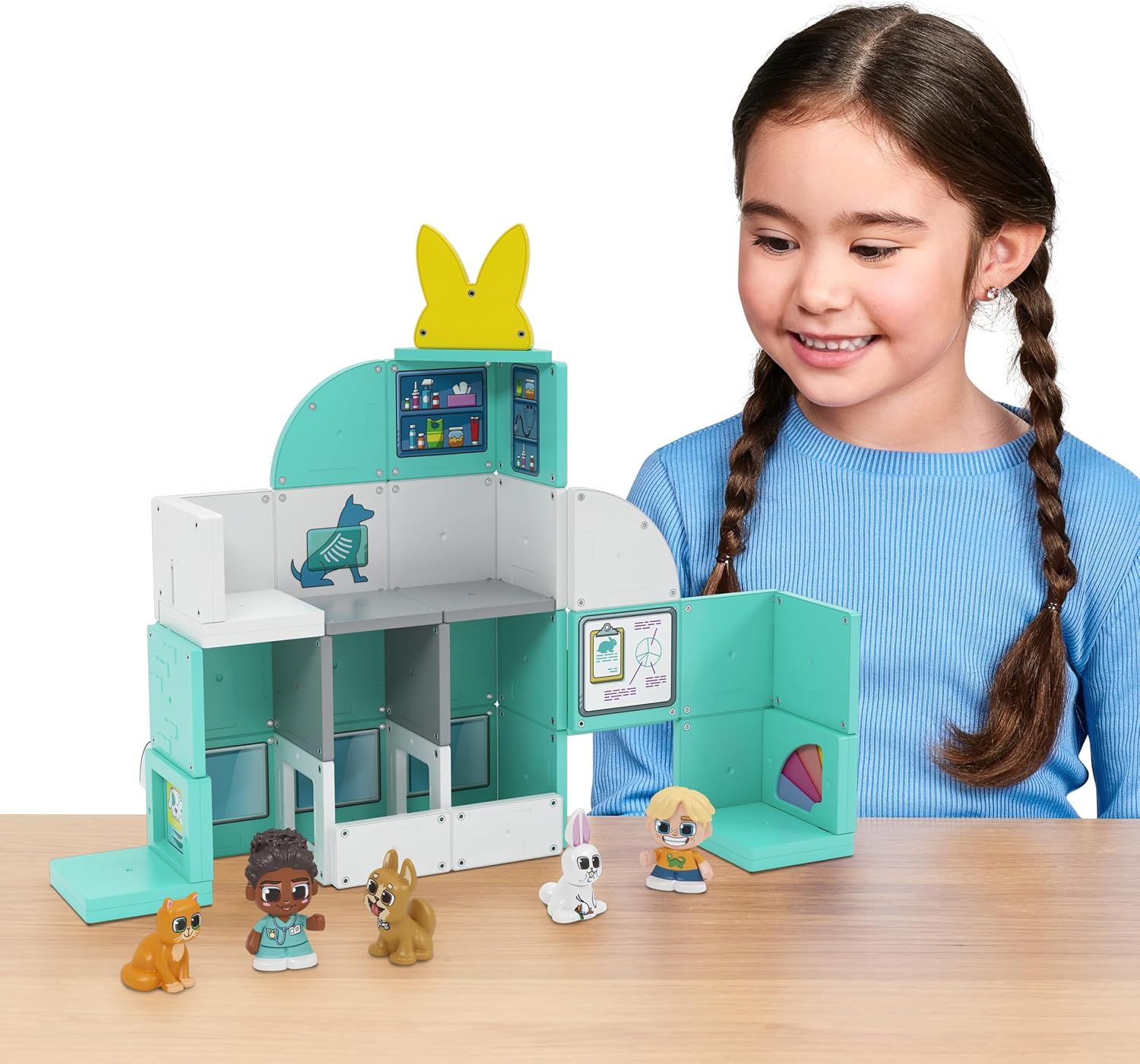 Tile Town Pet Vet Set Magnetic Tiles Playset