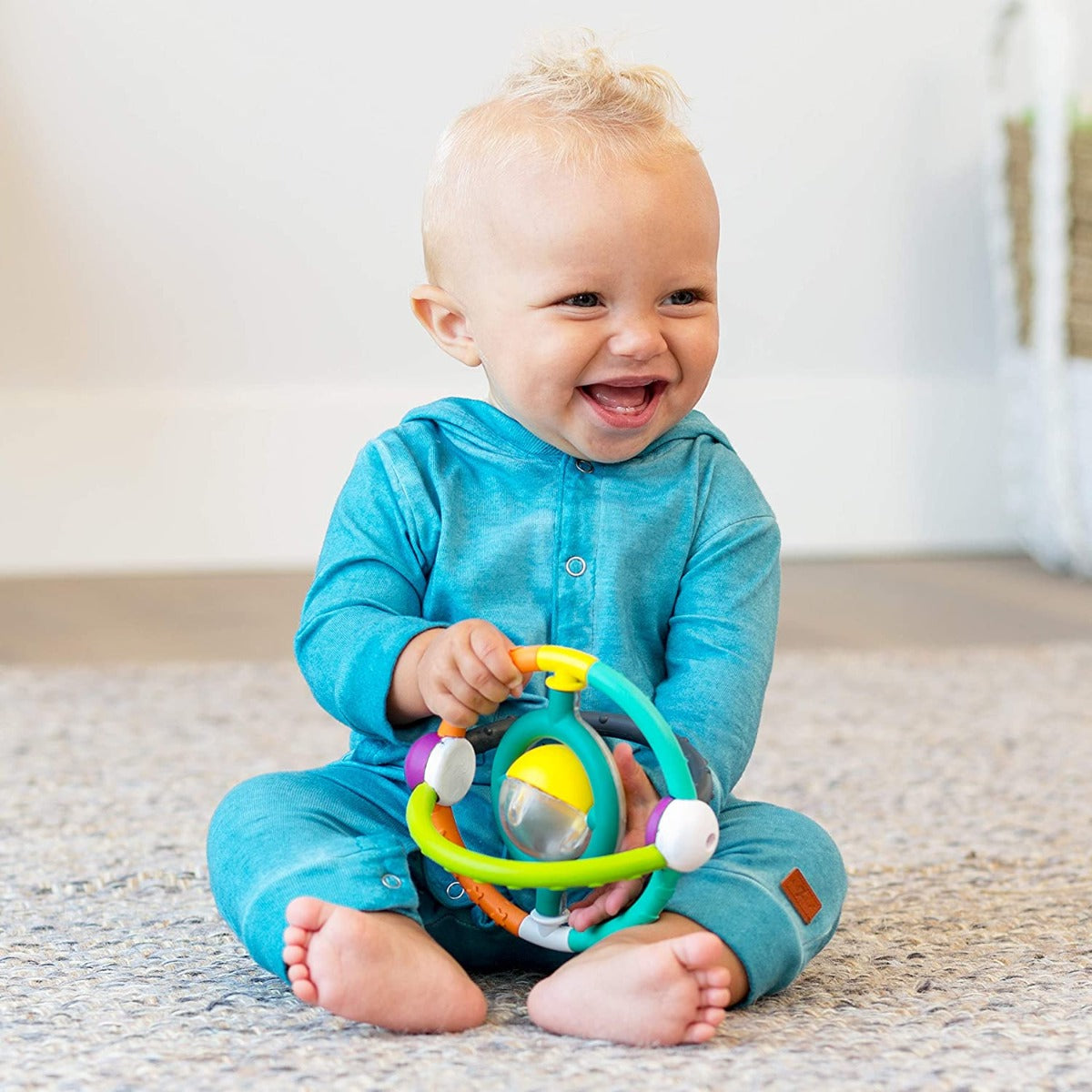 Infantino Orbit Rattle IN216280 - Colorland Toys
