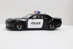 Pullback Dodge Challenger Police Die-Cast 1:24 Scale CZ172AJ — view 2