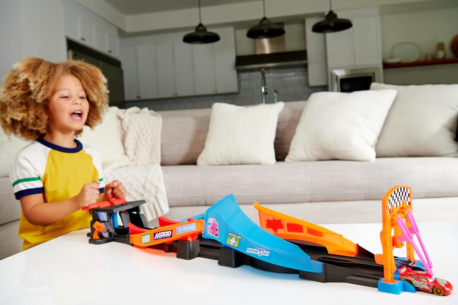 Mattel Disney Pixar Cars Glow Racers Race Circuit Set (Ages 4+) — view 2