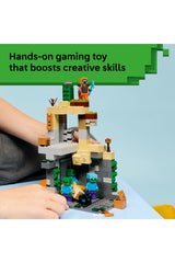 LEGO Minecraft Zombie Dungeon Building Set – 284 Pieces — view 4