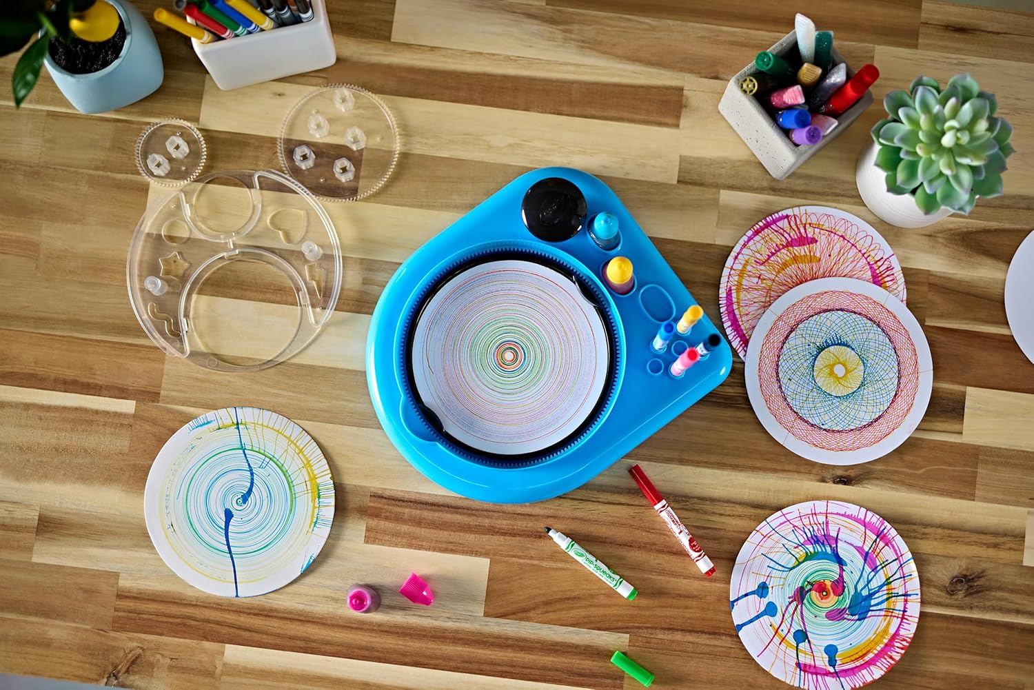 Crayola Spin & Spiral Art Station, Spin Art Machine for Kids — view 8