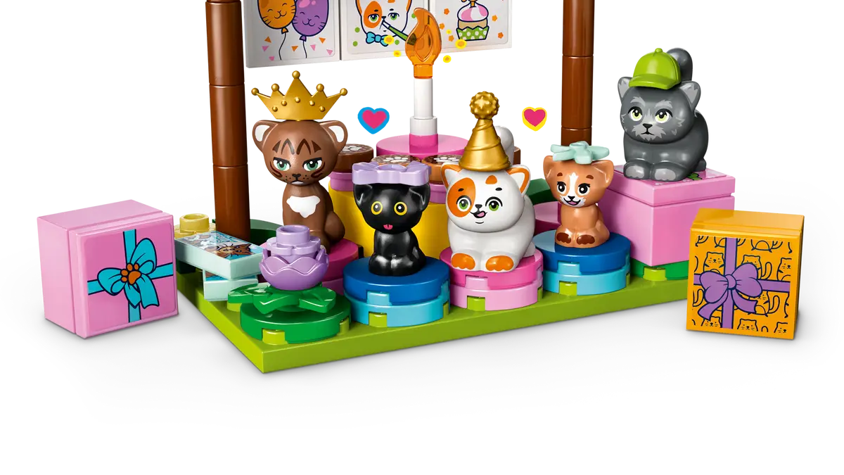 LEGO Cat Birthday Party & Tree House 42666