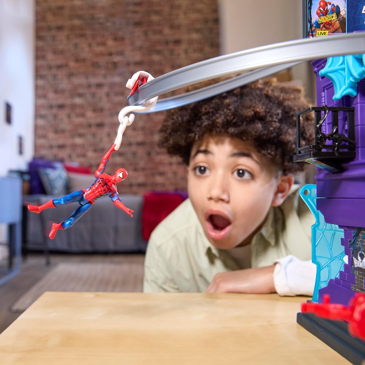 Spiderman 4-In Venomversus Web City G0737 - Colorland Toys