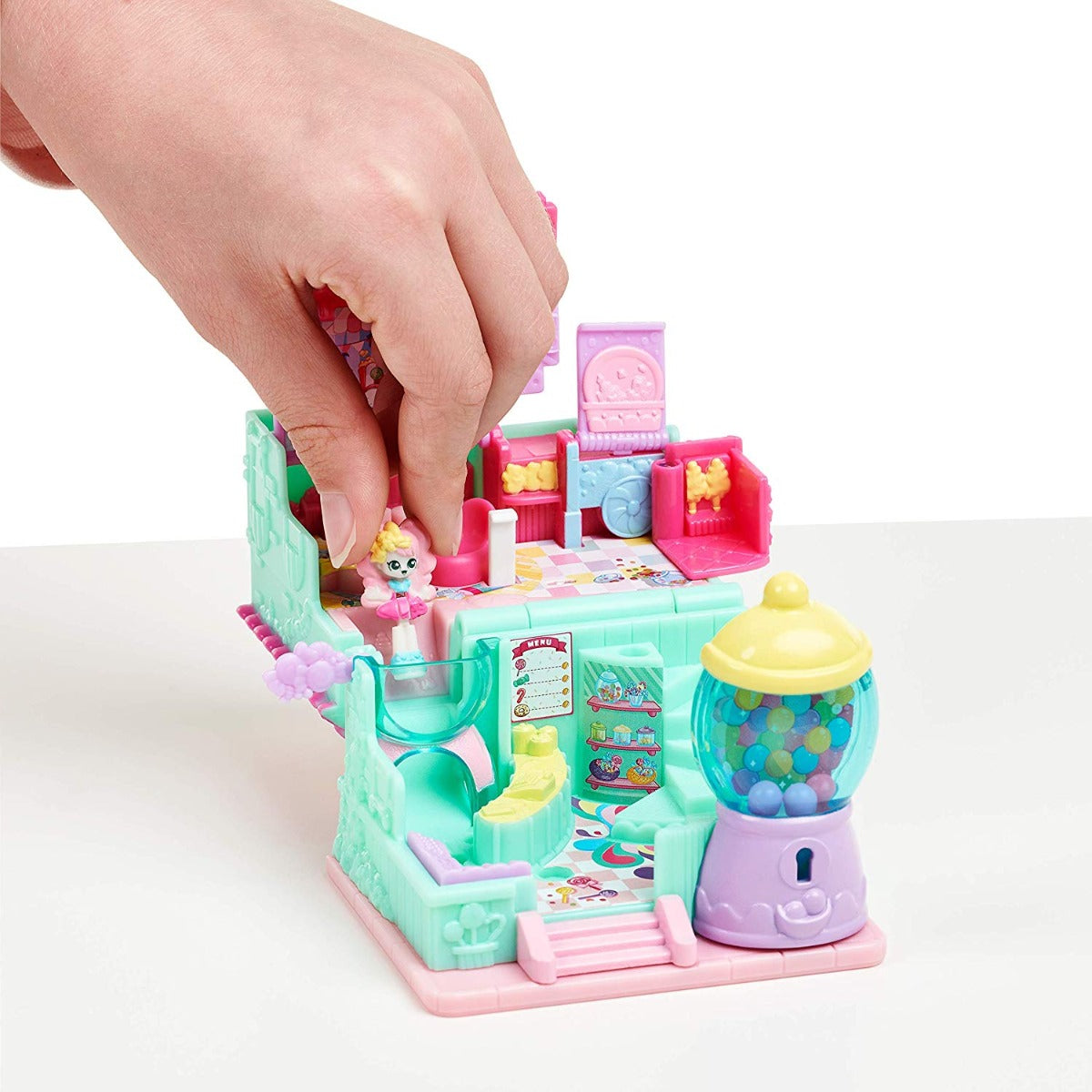 Shopkins Lil Secrets Sweet Retreat Candy Shop 57475 - Colorland Toys