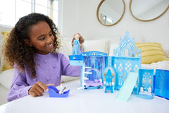 Disney Frozen Small Doll & Playset - Elsa JDP63
