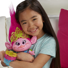 Hasbro Trolls Hug Time Poppy B6568