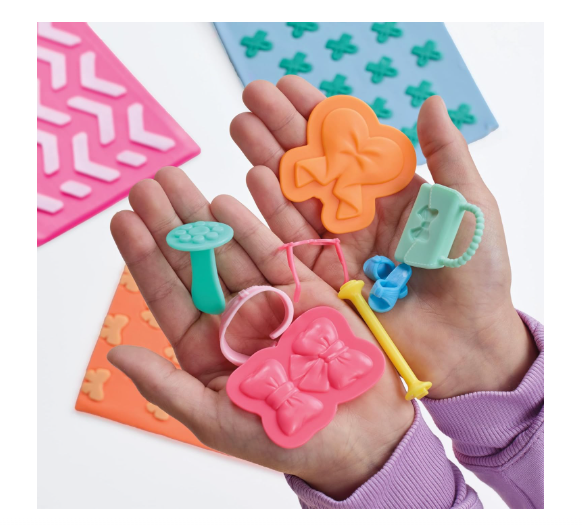 Play-Doh Barbie Pearls and Bows Accessory Pack G1365