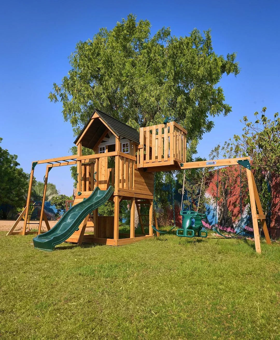 DYNAMIC SPORTS ARABIAN LEOPARD WOODEN SWING SET