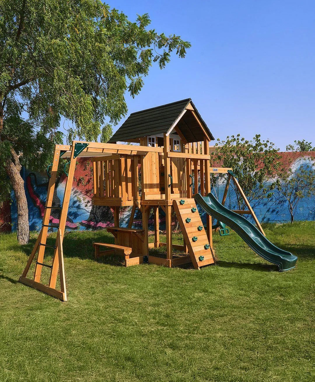 DYNAMIC SPORTS ARABIAN LEOPARD WOODEN SWING SET