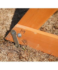 DYNAMIC SPORTS ARABIAN PRONGHORN WOODEN SWING SET
