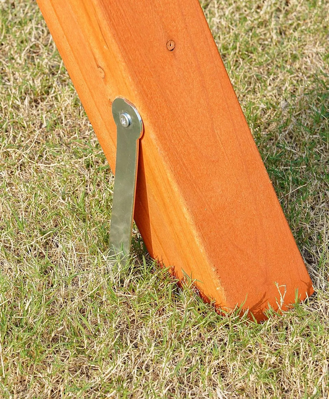 DYNAMIC SPORTS ARABIAN BIGHORN WOODEN SWING SET