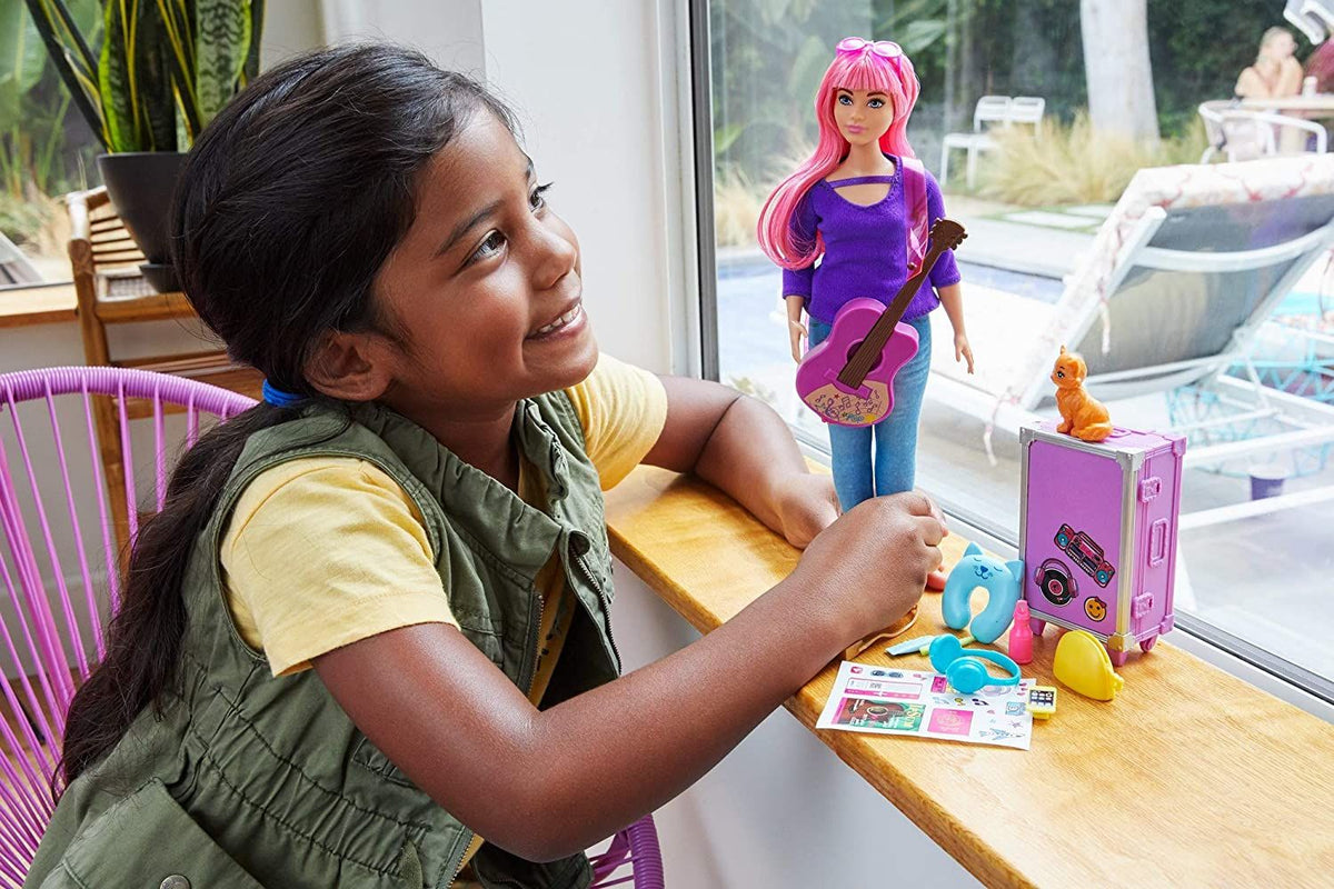 Barbie Daisy Doll with Travel Accessories FWV26 — image 2
