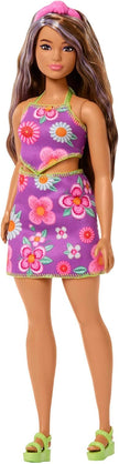 Barbie Fashionistas Pop #244 Doll with Accessories, JJN57