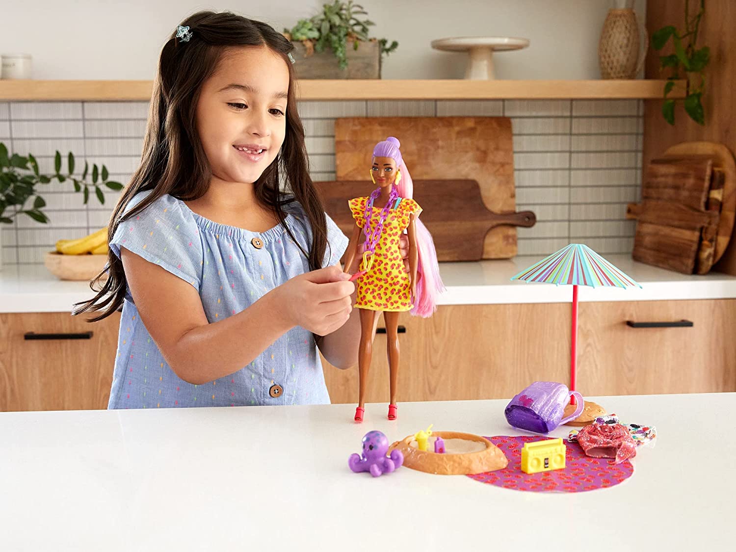 Barbie Ultimate Color Reveal Foam Doll - Strawberry Scent GTR91 - Colorland Toys