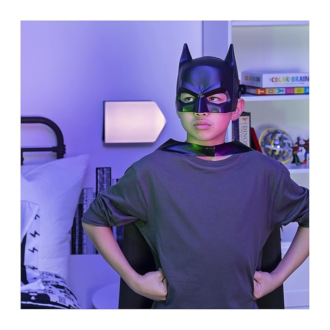 Batman Classic Mask and Cape Set 6055956 — image 2