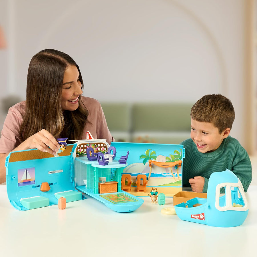 Bluey 3-in-1 Airplane Playset – Plane, Resort & Boat | Lights, Sounds & Exclusive Bluey & Bingo Figures 17670 — image 3