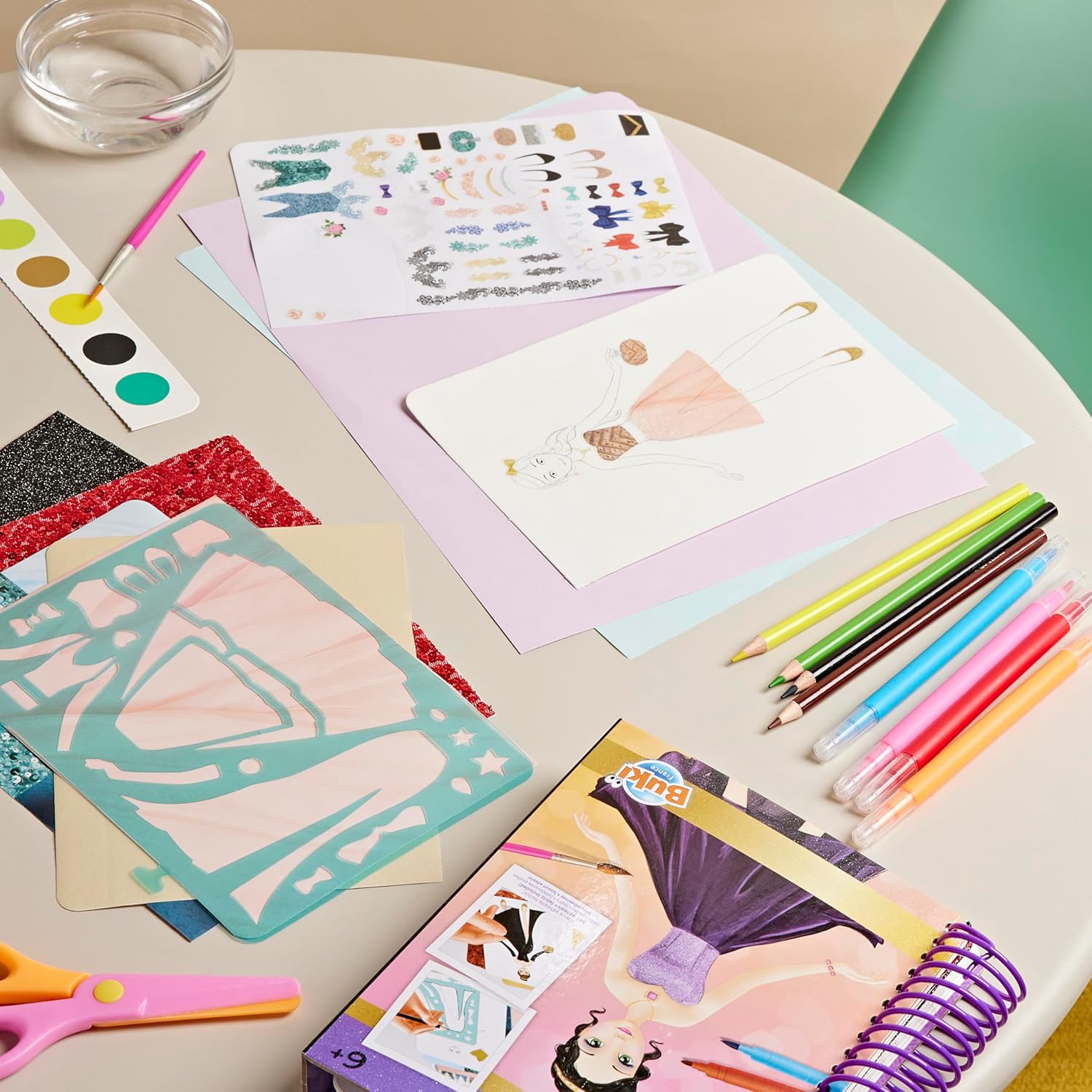 Buki Sketchbook – Evening Dresses CM102 - Colorland Toys