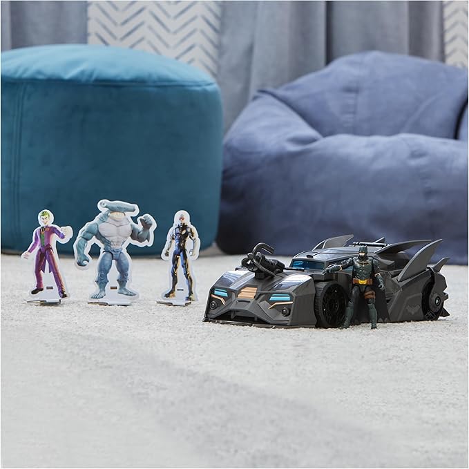 DC Batman Crusader Batmobile With Figure 4-Inch 6067473 — image 8