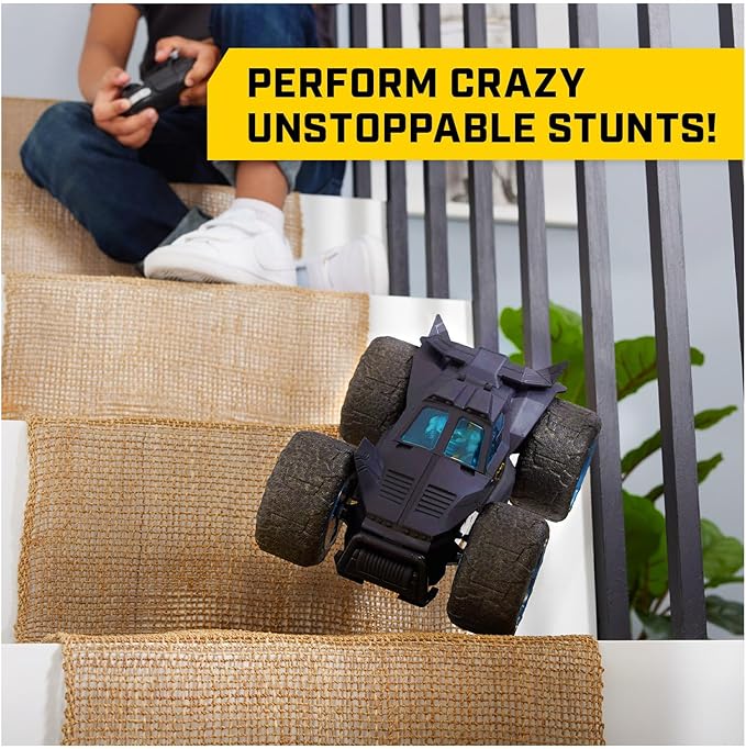 DC Batman RC Stunt Force Batmobile 6066871 — image 1