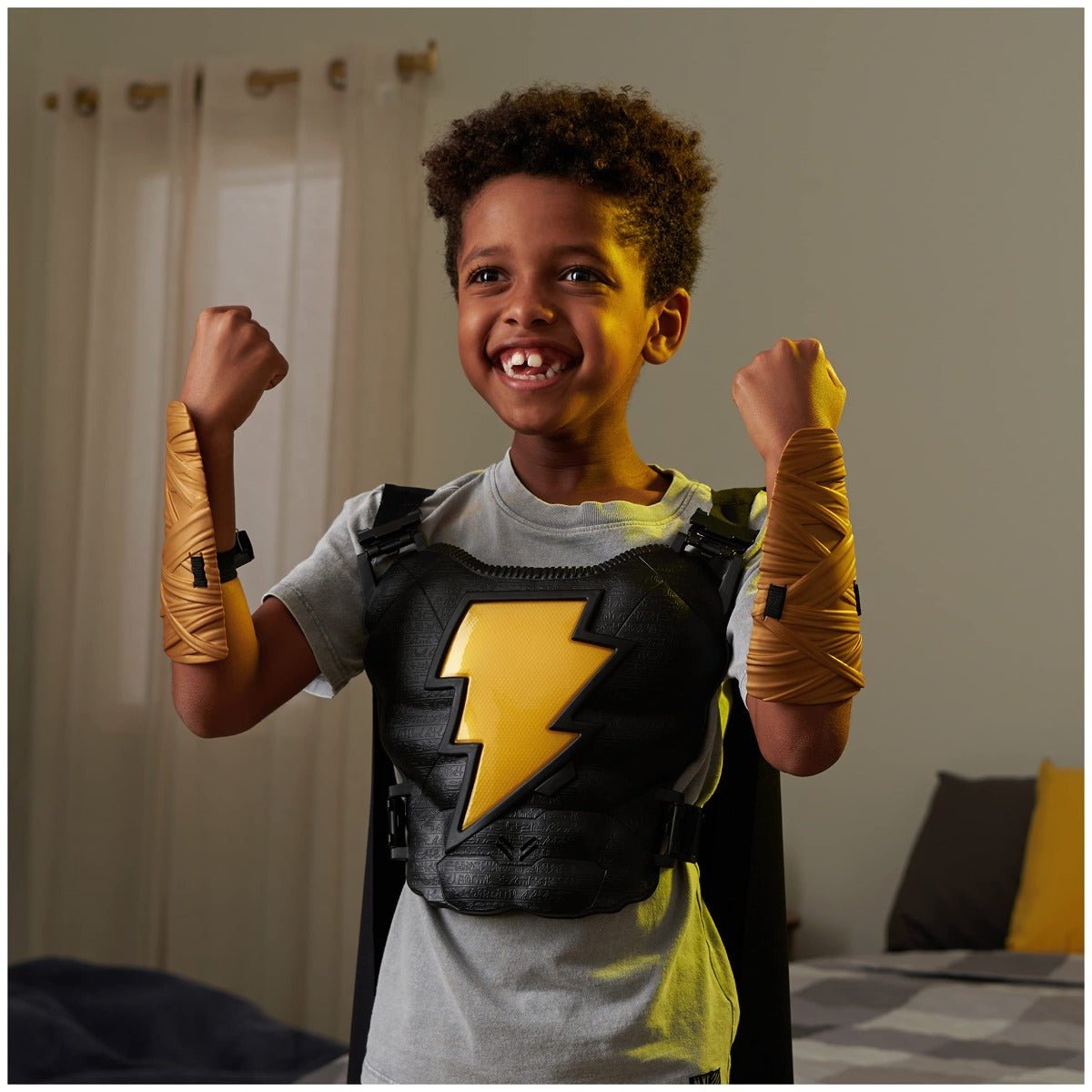 DC Black Adam Deluxe Hero Roleplay Set 6064883 - Colorland Toys