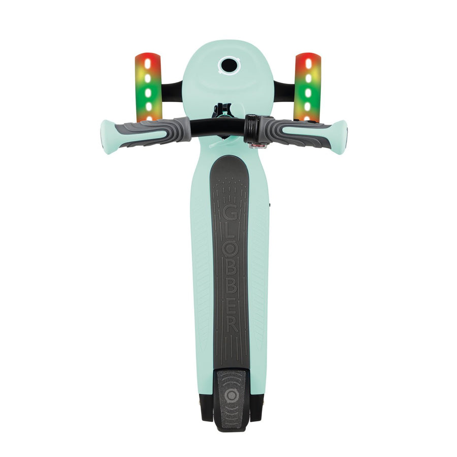 Globber E-MOTION 4 PLUS 3-Wheel Electric Scooter (6-10Y) — image 10