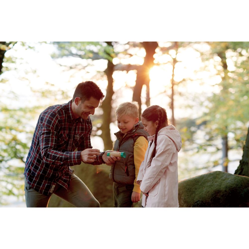 Hape Hand-Powered Rechargeable Flashlight — image 2