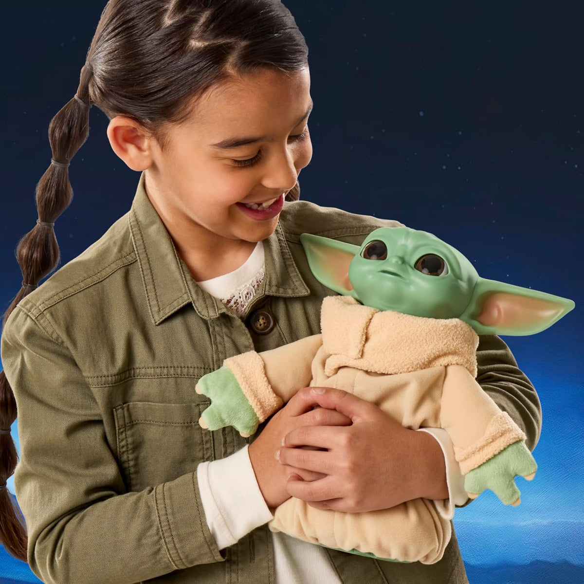 Hasbro Star Wars Mandalorian & Gogoo 10" Interactive Plush Figure — image 6