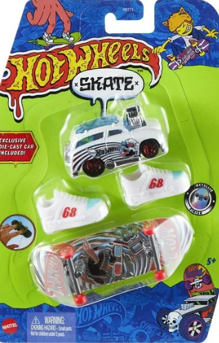 Hot Wheels 3D Skullcon Diecast Deora Fingerboard and Diecast HGT56/HGT71 — image 1