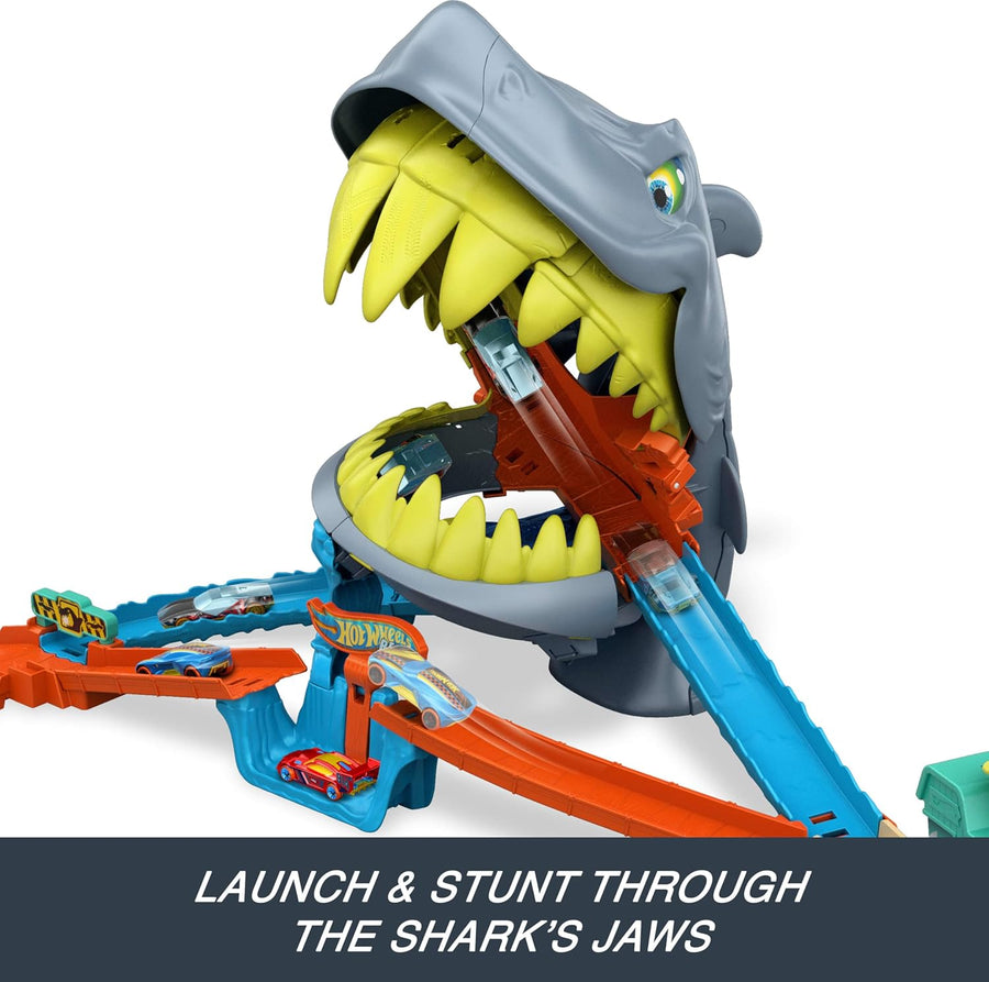 Hot Wheels City Shark Chomp Beach Playset JHL96 — image 4