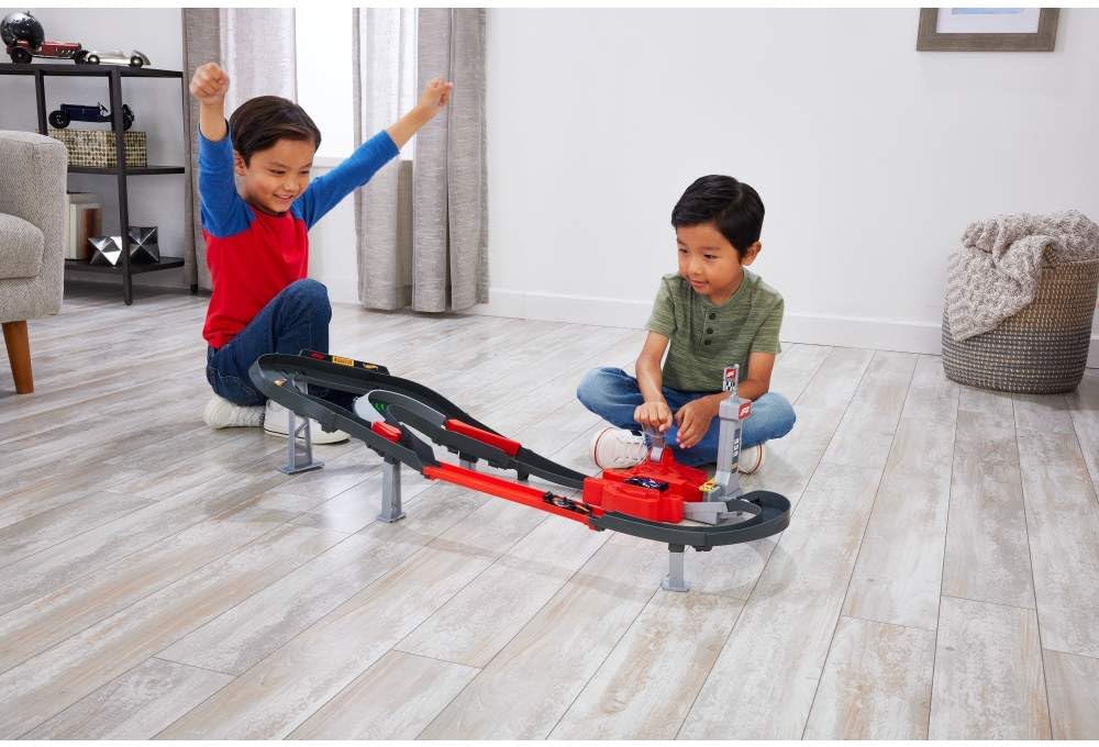 Hot Wheels F1 Sprint Race Circuit Track Set with 3 Cars - Colorland Toys