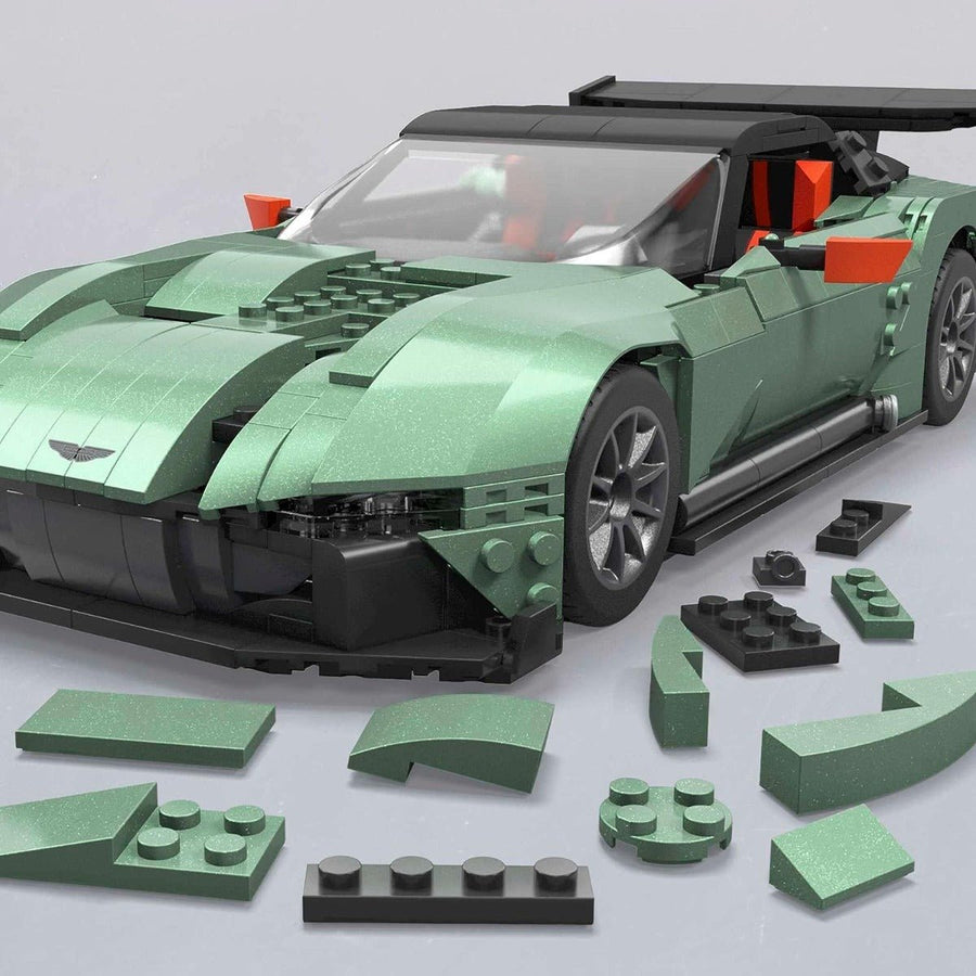 Hot Wheels Mega Construx Construction Set - Aston Martin Vulcan HMY97 — image 3